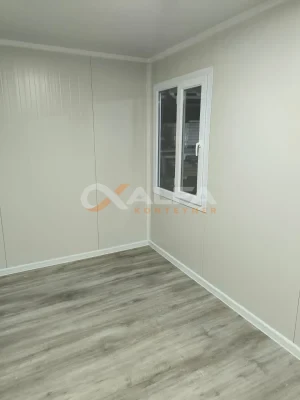 Tekli konteyner ofis pencere detay – Alfa Konteyner