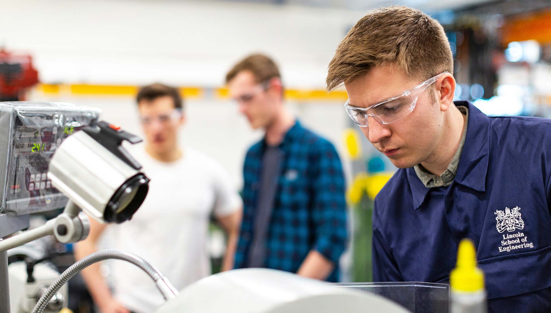 Technology Integration 4 Engineering Student in Hands-On Workshop