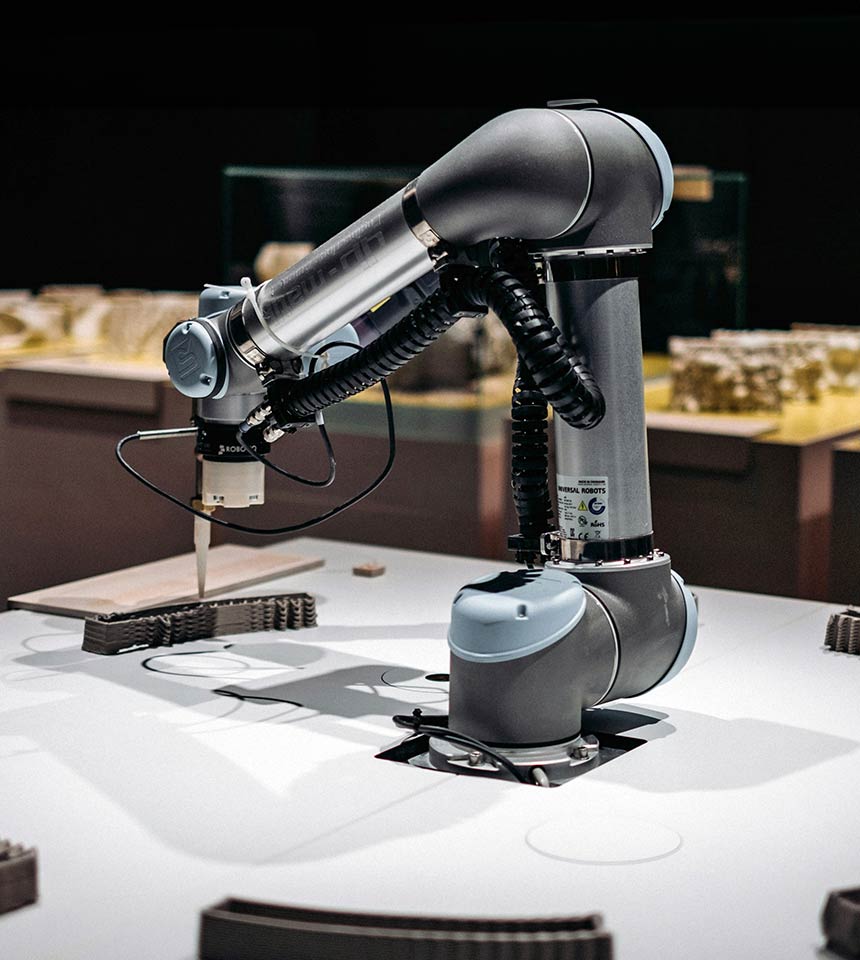 Services 5 AI Robotics
